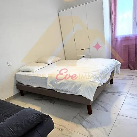 T3 St-raphael A Pieds * Saint-Raphael (Var)